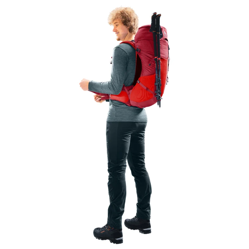 Deuter Futura 32 - Wanderrucksack 66 cm (cherry-masala)