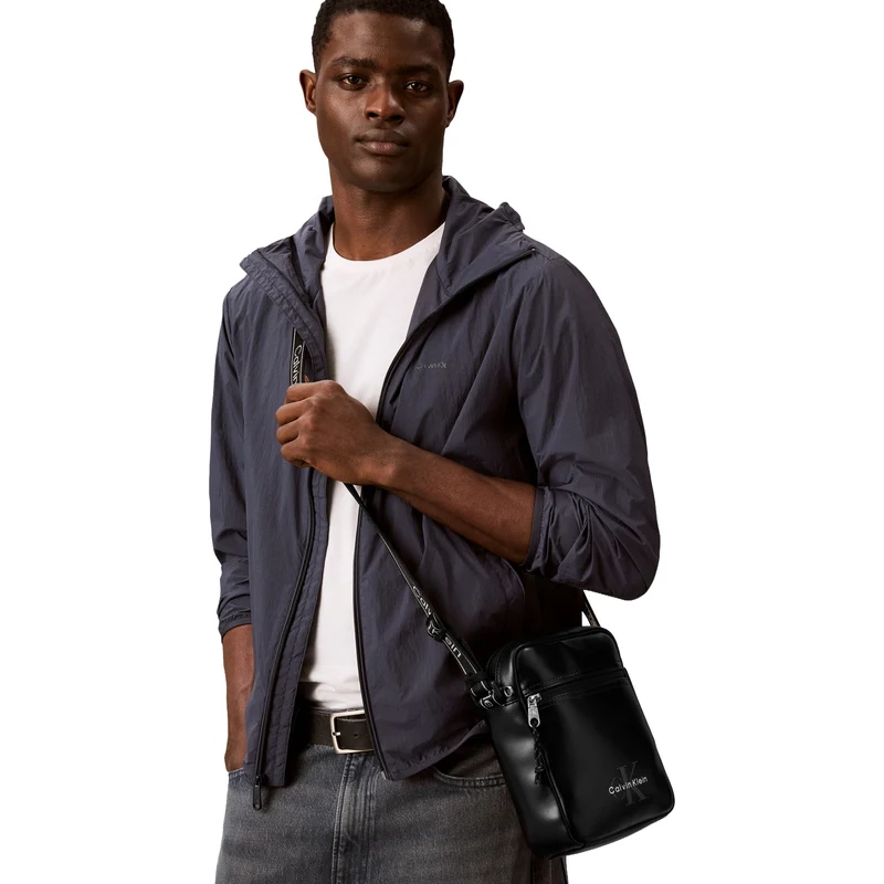 Calvin Klein Bold - Umhängetasche (black)