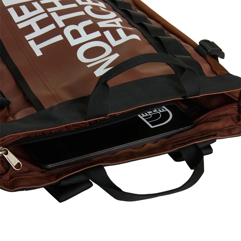 The North Face Base Camp Tote Pack - Umhängetasche/Rucksack 14" 41 cm (ember soil/tnf black)
