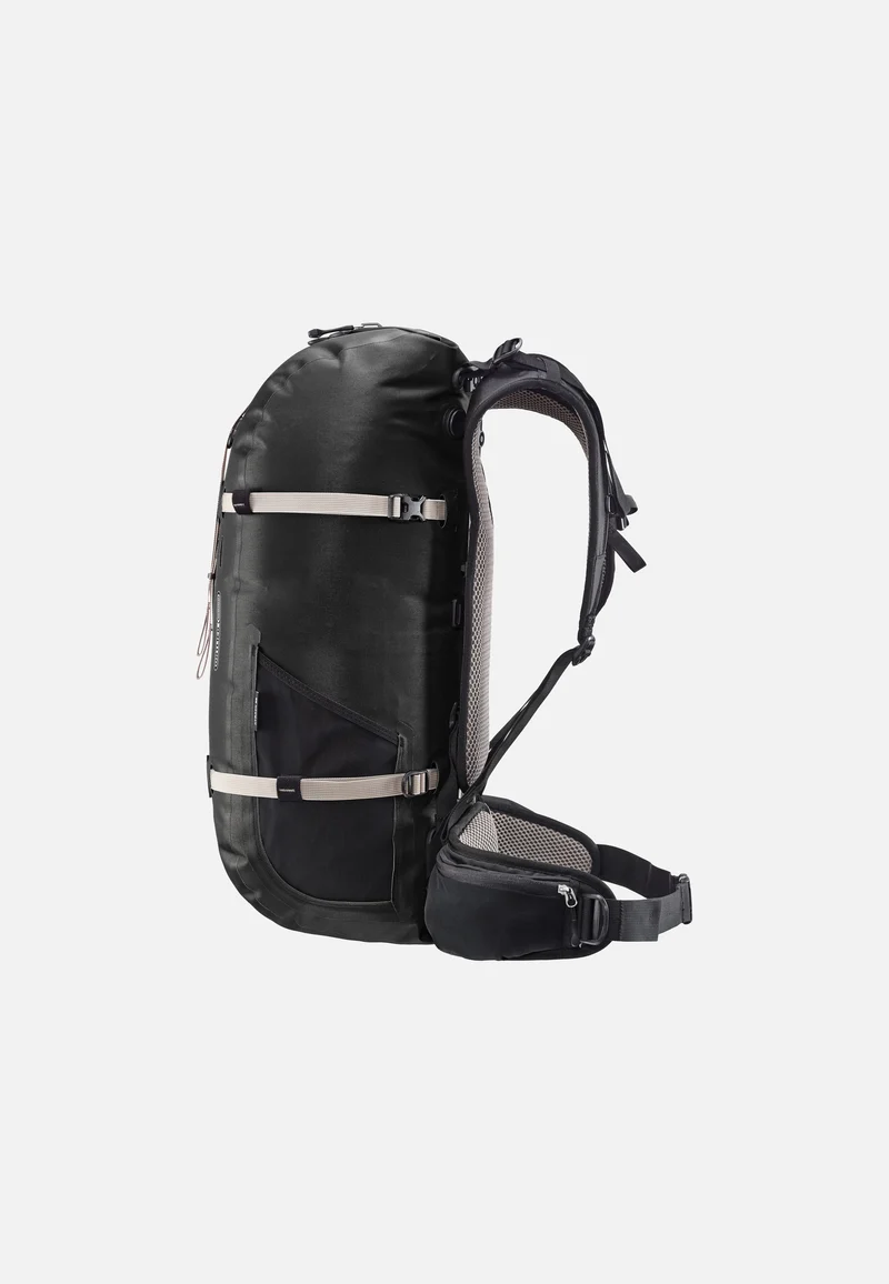Atrack 35L Schwarz - Reiserucksack