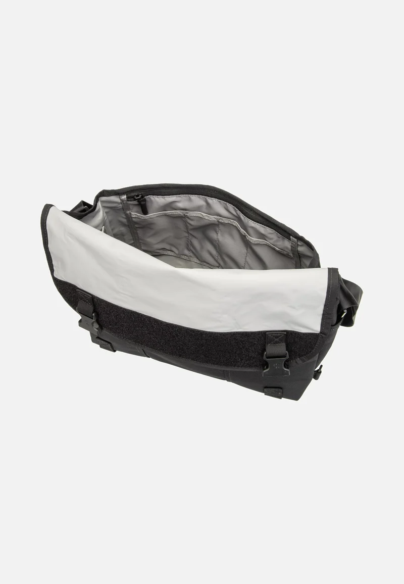 Classic Messenger S Jet Black - Messenger Bag