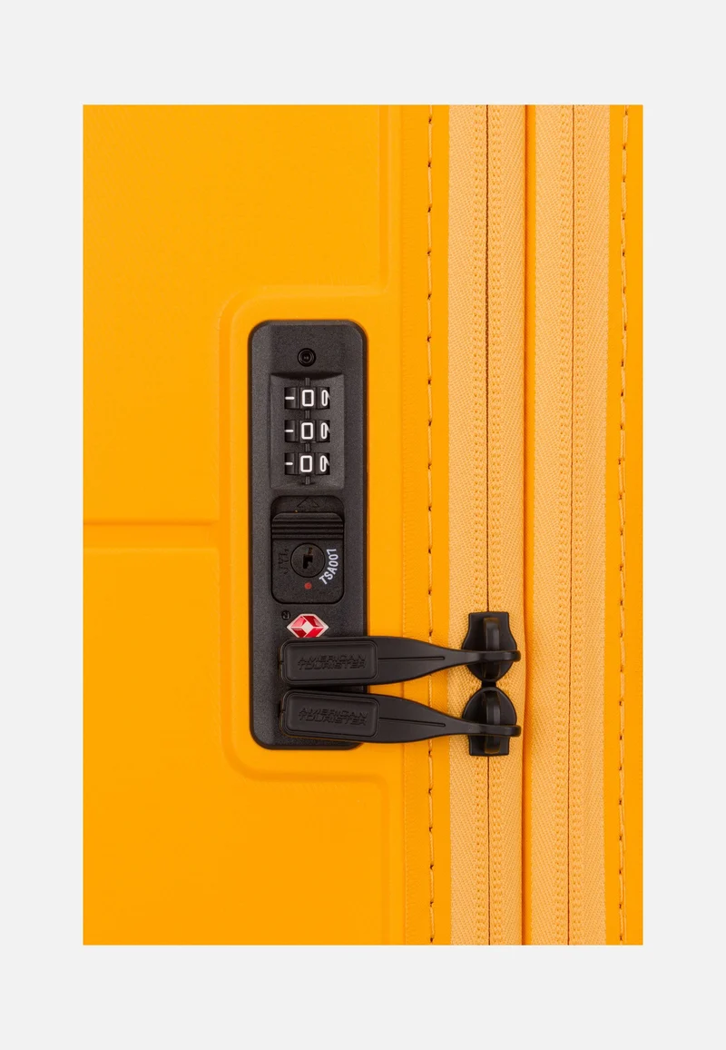 Dashpop Spinner 67 EXP Golden Yellow - Koffer