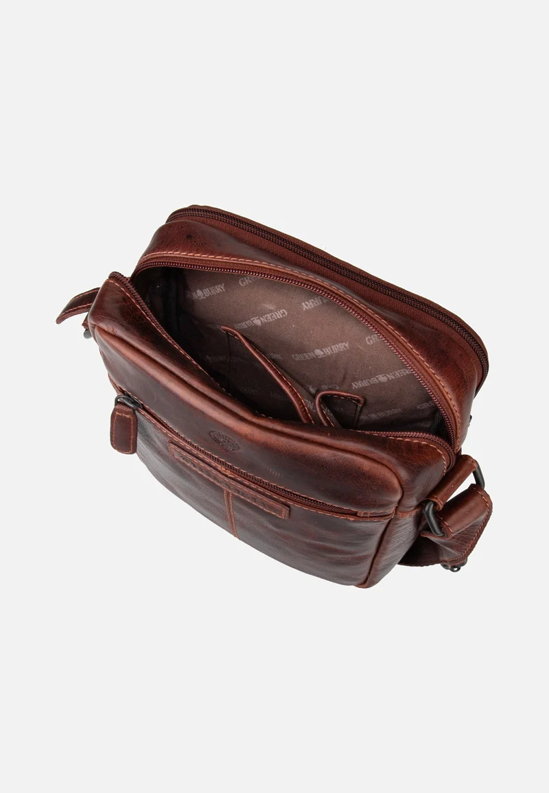 Rugged Shoulderbag L Teak Brown - Schultertasche