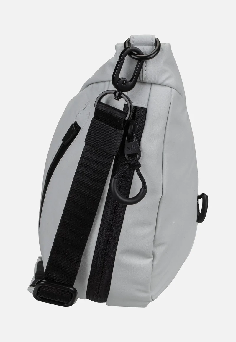 Toyo Cloud Nine - Crossbody Bag