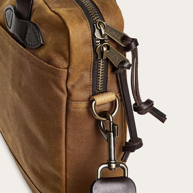 Filson Tin Cloth - Aktentasche 15.6" 45 cm (dark tan)