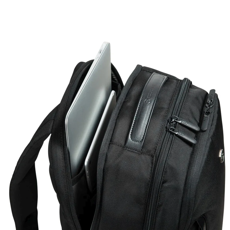 Victorinox Altmont Professional Deluxe - Rucksack 45 cm (black)