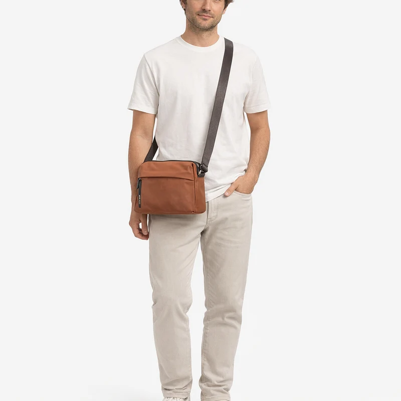 Mandarina Duck Hunter Umhängetasche 28 cm (pecan nut)