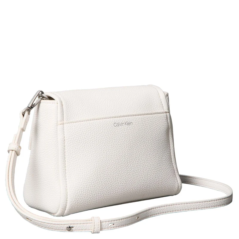 Calvin Klein Emblem Pebb - Umhängetasche (white alyssum)