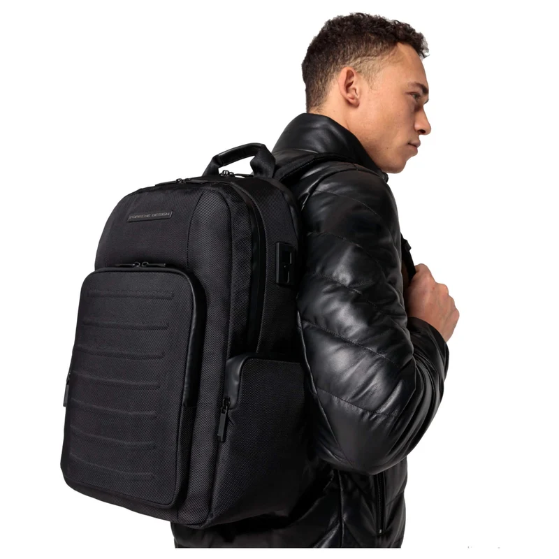 Porsche Design Roadster Pro - Rucksack M1 15" 43 cm (black)