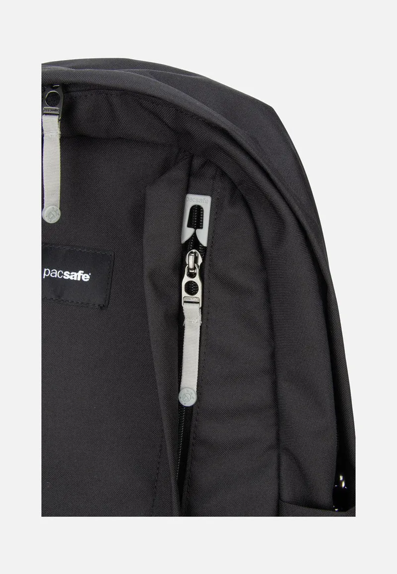 GO 25L Jet Black - Rucksack