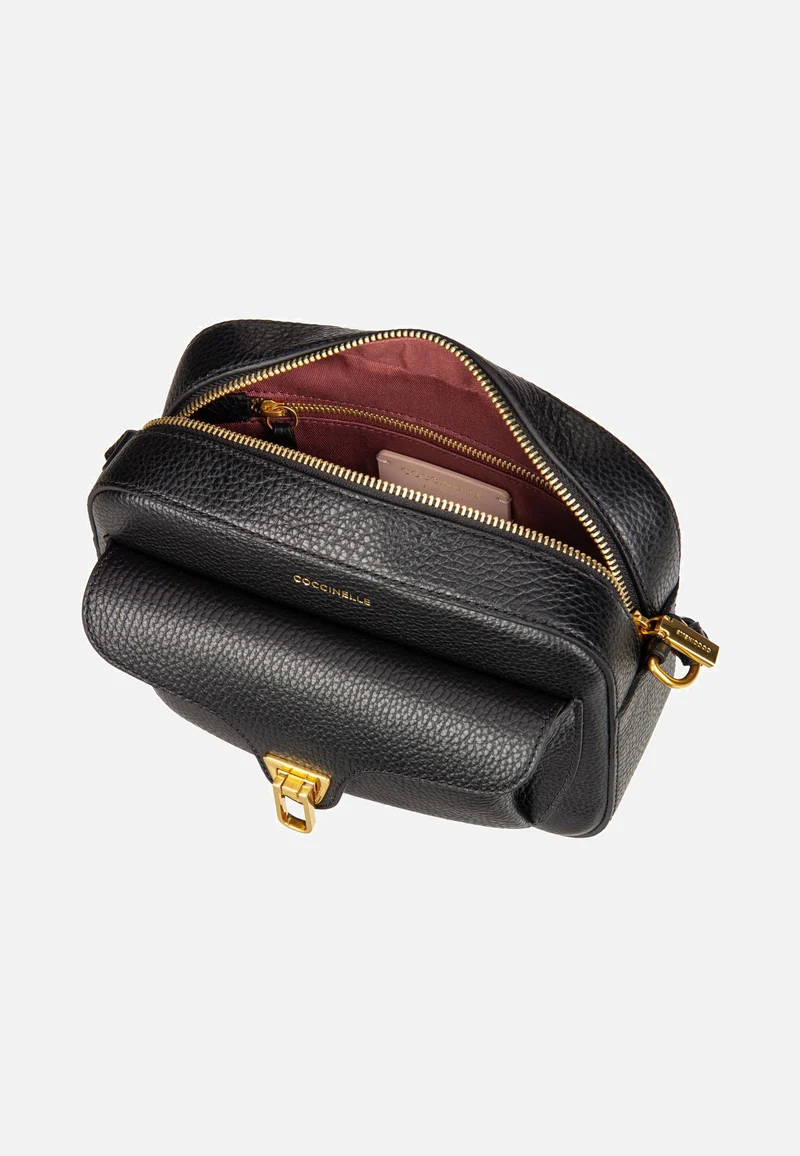Coccinelle Beat Soft 1502 Noir - Crossbody Bag